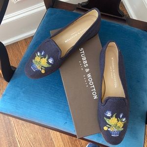 Stubbs & Wooton classic slipper shoe in Delft Navy Linen